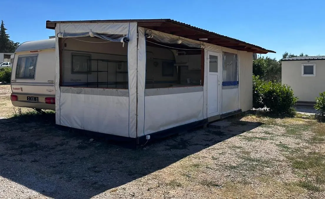 Semesterbostad Mali Nordsee Mobilehomes , Glamping & Caravan Pakoštane Kroatien