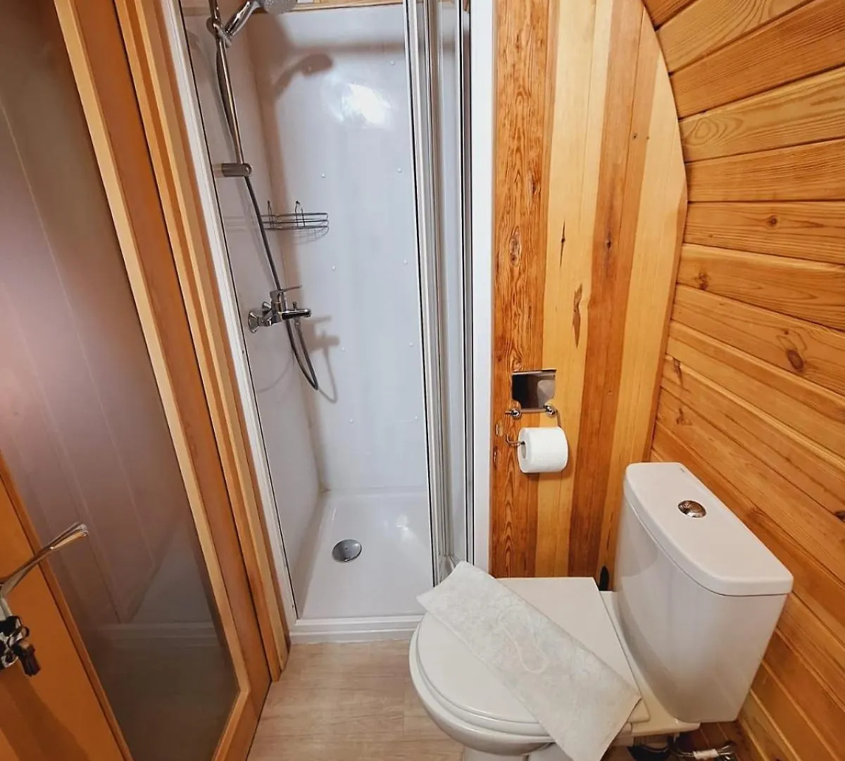 Mali Nordsee Mobilehomes , Glamping & Caravan Pakostane